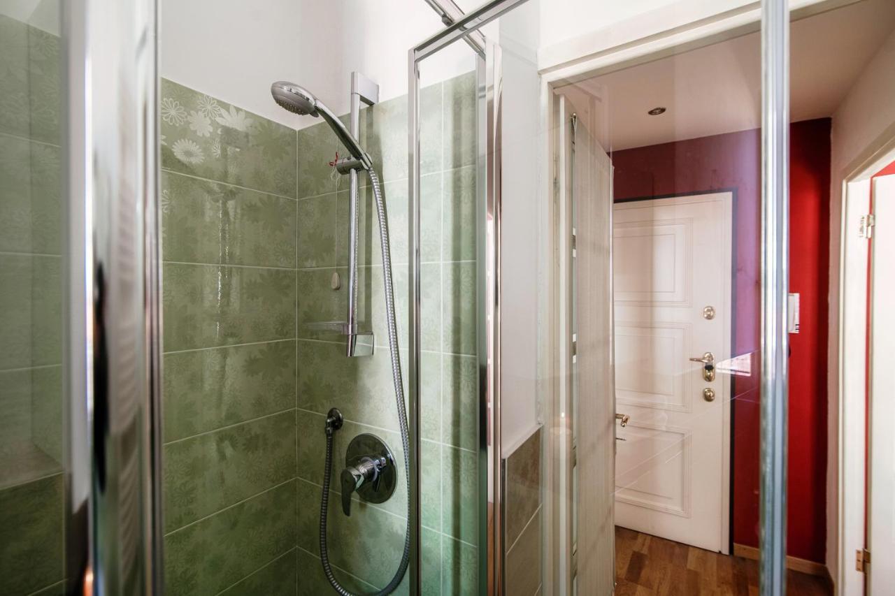 Anna'S Home Super Cozy Flat, With A/C, High Speed Wifi, Near The Lake And Public Transport Como Exterior foto